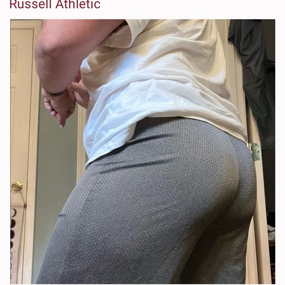 Great Comfortable Pair of used Grey Gym Shorts. Sooo comfortable. Size M - Picture 2 of 2